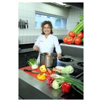 astrid-waligura-koch-hoch-web.jpg