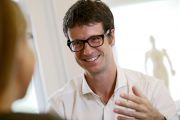 Dr. med. Gerrit Sütfels, Schmerzspezialist und Arzt für Allgemeinmedizin und Naturheilkunde